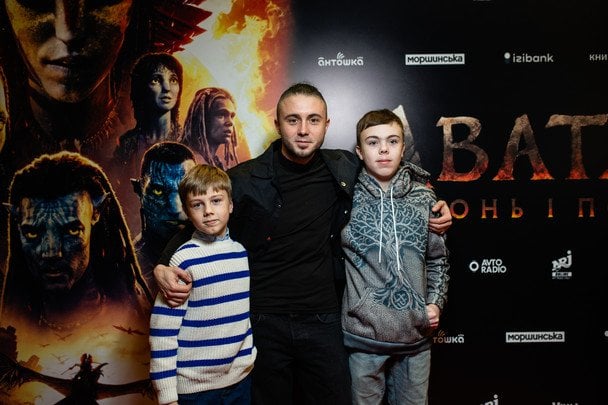 Тарас Тополя з синами / Фото: Анастасія Телікова