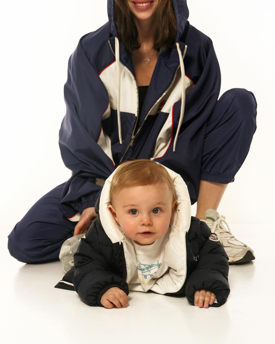 Дочка Ігоря Суркіса Яна з його онуком