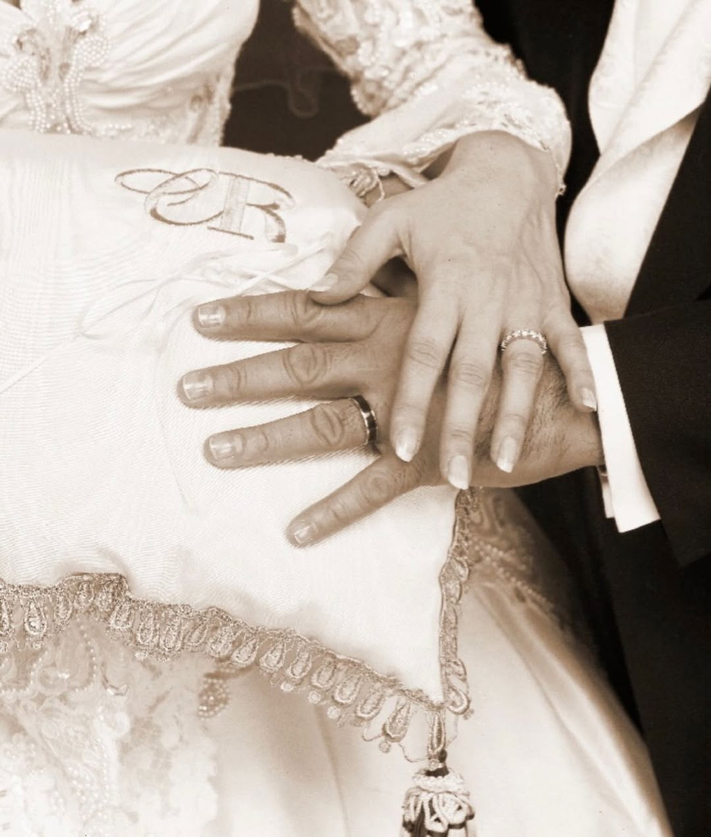 Селін Діон щемливо привітала свого покійного чоловіка з річницею