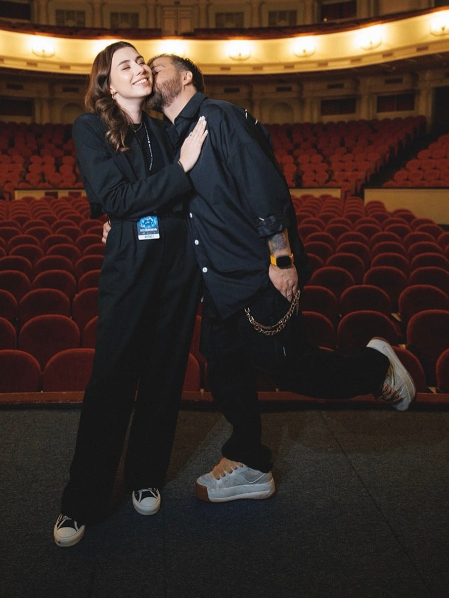 Сергій Танчинець показав романтичний момент з нареченою в Жовтневому палаці