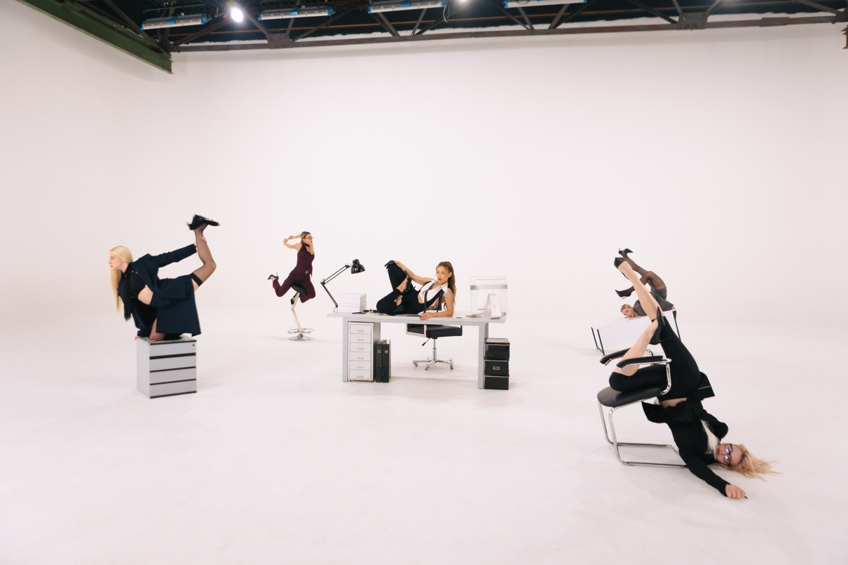 Кліп Тіни Кароль