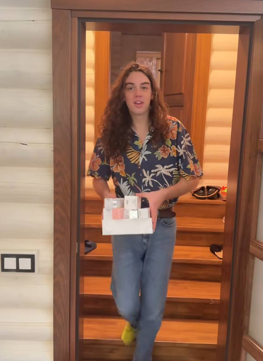 Полякова показала чоловіка доньки