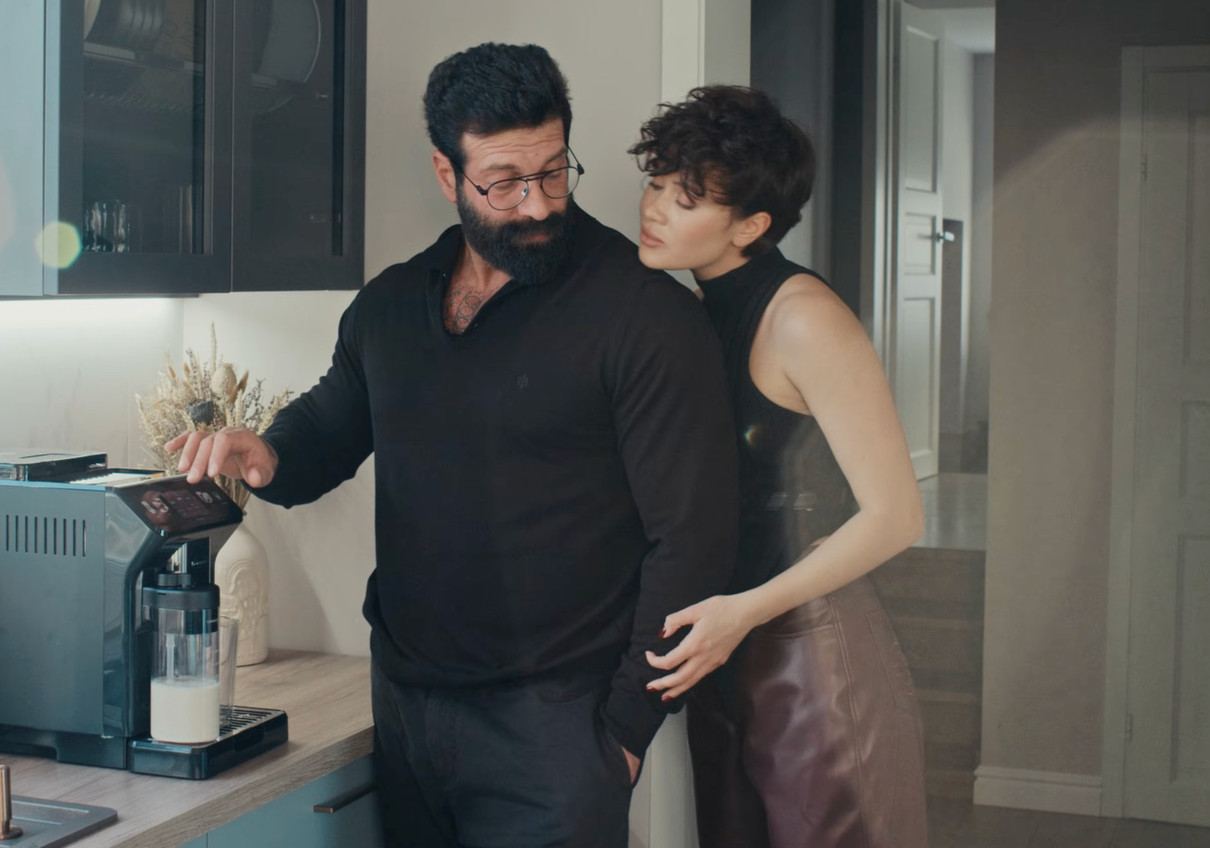 Lida Lee і Даніель Салем на романтичних кадрах показали свої стосунки