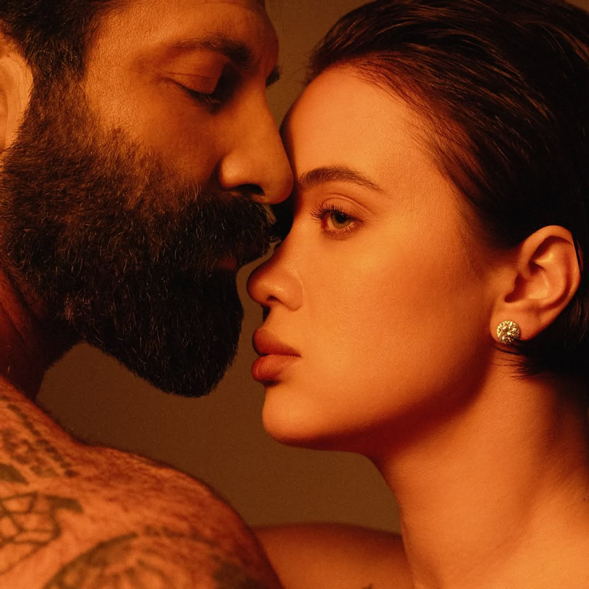 Lida Lee і Даніель Салем знялися для пристрасних фото