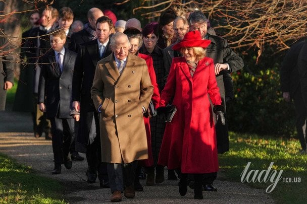 Королівська сім’я вирушає до церкви на різдвяну службу / © Associated Press