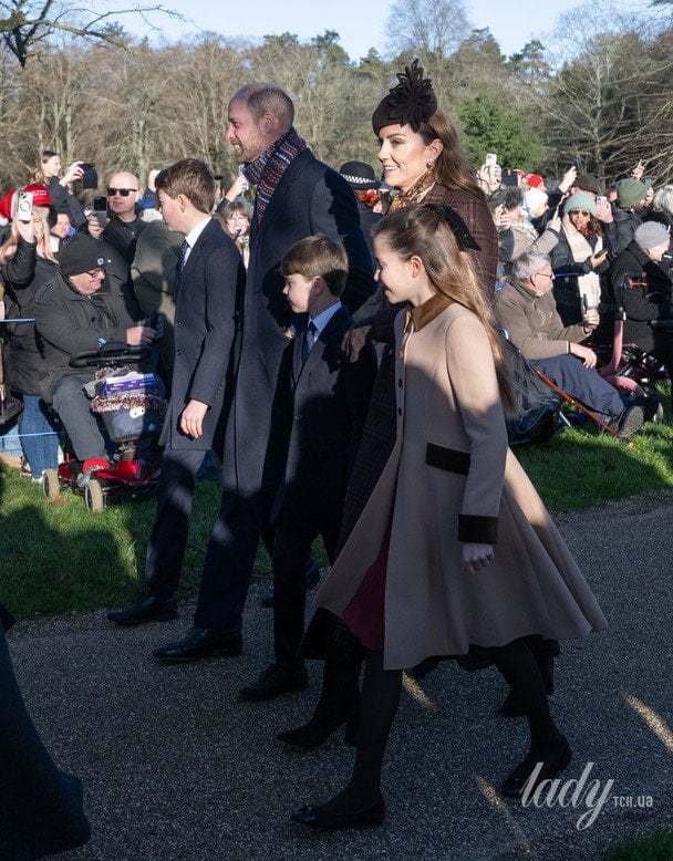 Родина Уельських на різдвяній прогулянці / © Getty Images