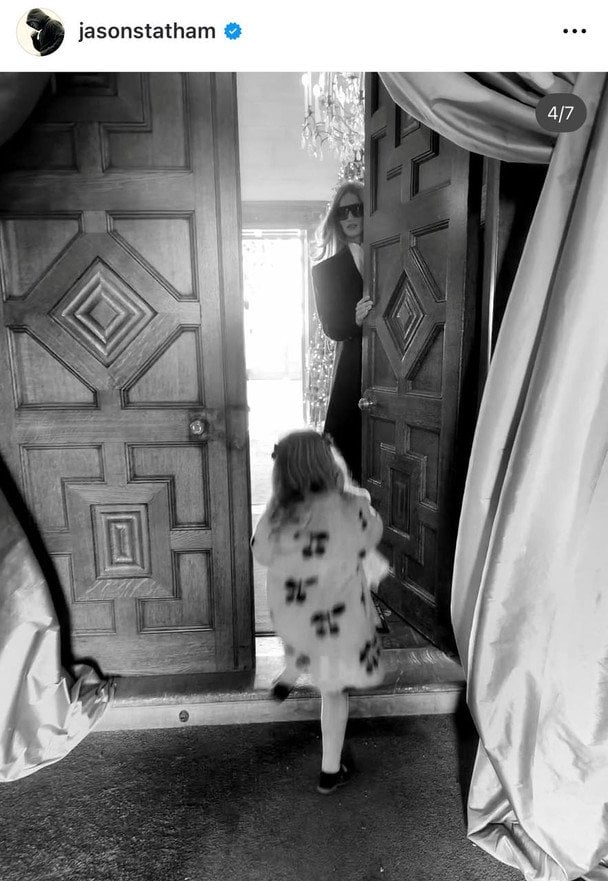 Донька Джейсона Стейтема і Розі Гантінгтон-Вайтлі, фото: instagram.com/jasonstatham