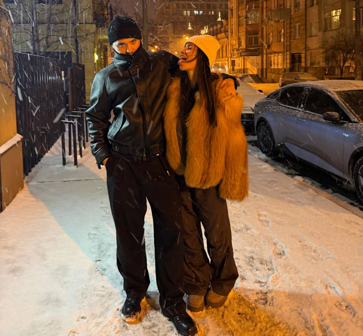 Надя Дорофєєва з чоловіком наробили милих фото під снігом