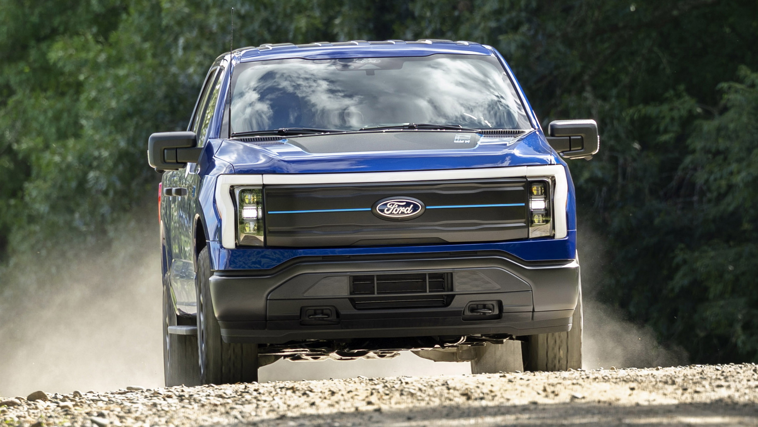 Ford змінює курс: компанія відмовляється від угод щодо батарей для електрокарів на користь енергомереж - фото 3