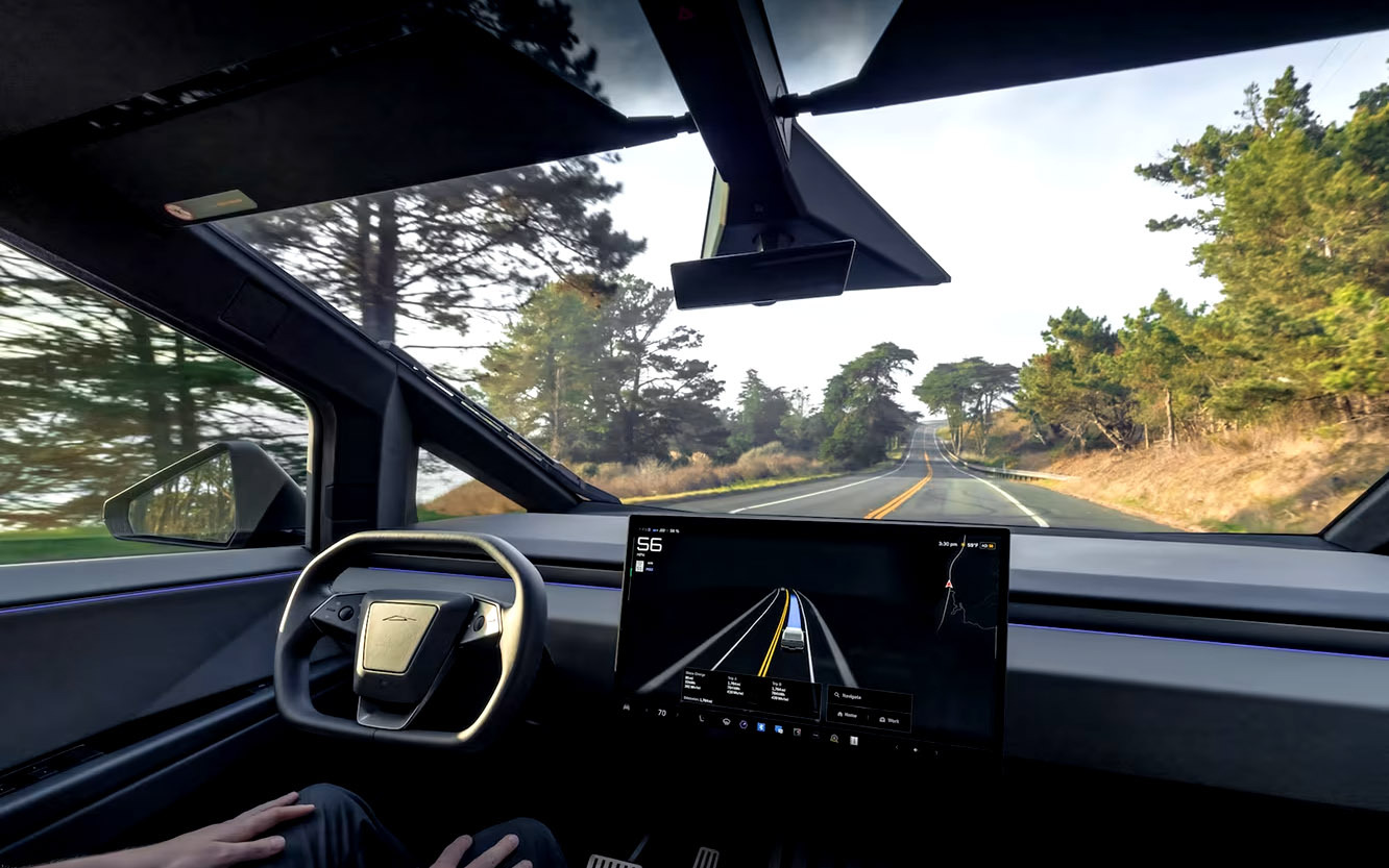 Tesla готує третю версію проблемного «двірника» для Cybertruck: попередні спроби провалилися - фото 1