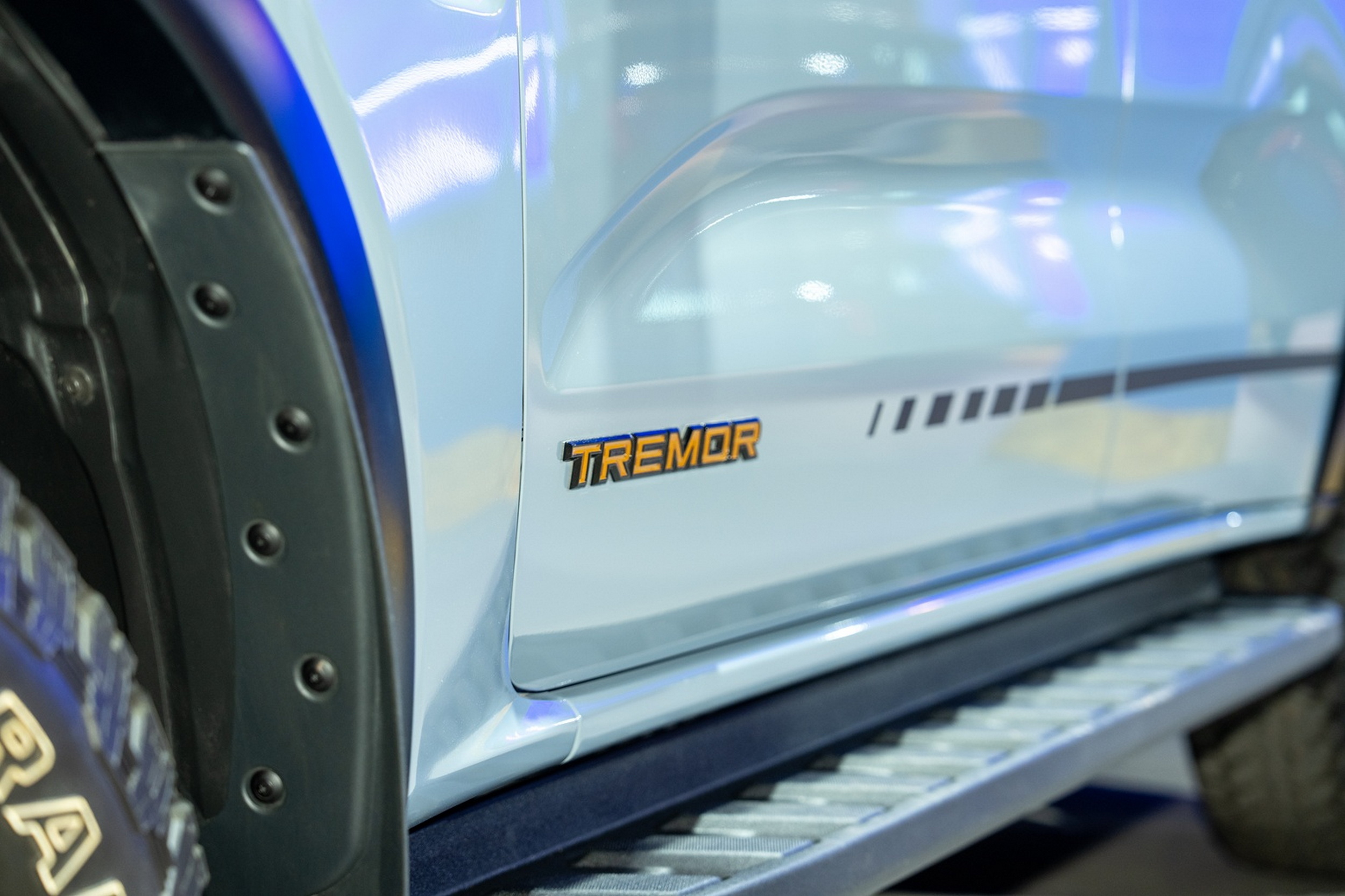 Ford випустив найпотужніший Everest в історії: 350 сил та підвіска Bilstein - фото 4