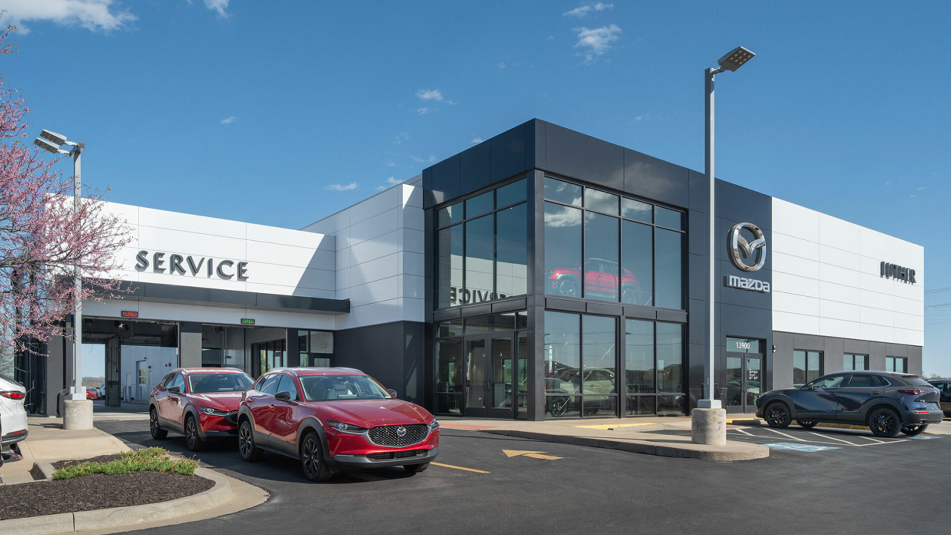 Середній платіж за нове авто в США сягнув 748 доларів: експерти б’ють на сполох - фото 1