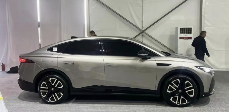 Volkswagen ID. Unyx 07