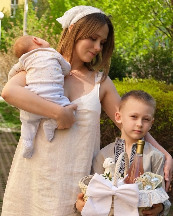 Анна Кошмал із дітьми / © instagram.com/smorkovkina