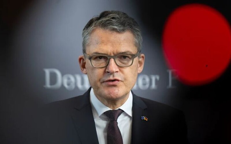 Росія розмістила біля кордонів НАТО 360 000 військових