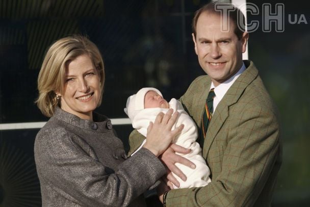 Софі та принц Едвард із новонародженим сином Джеймсом / © Getty Images