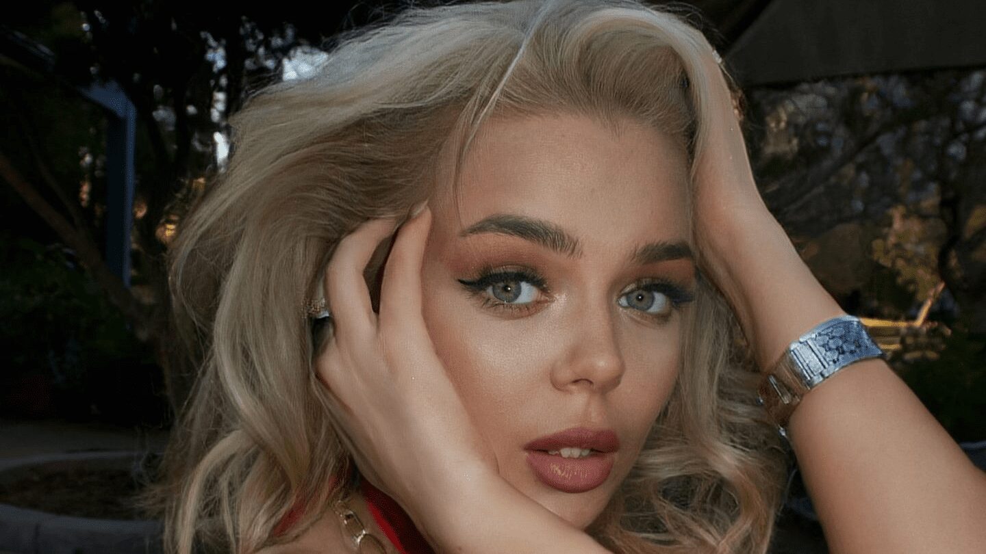 Аліна Гросу показала, як виглядає її офіційний чоловік