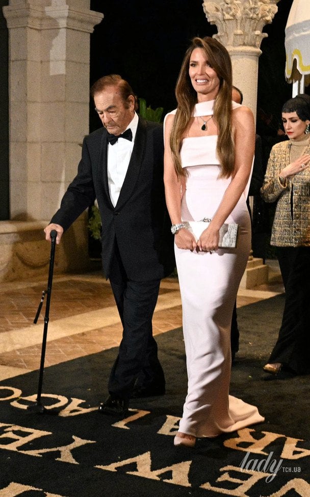 Олександра Ніколаєнко з чоловіком йде на вечірку Трампів / © Getty Images