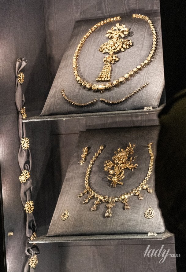 Верхня прикраса стала осною для тіари Мері / © Getty Images