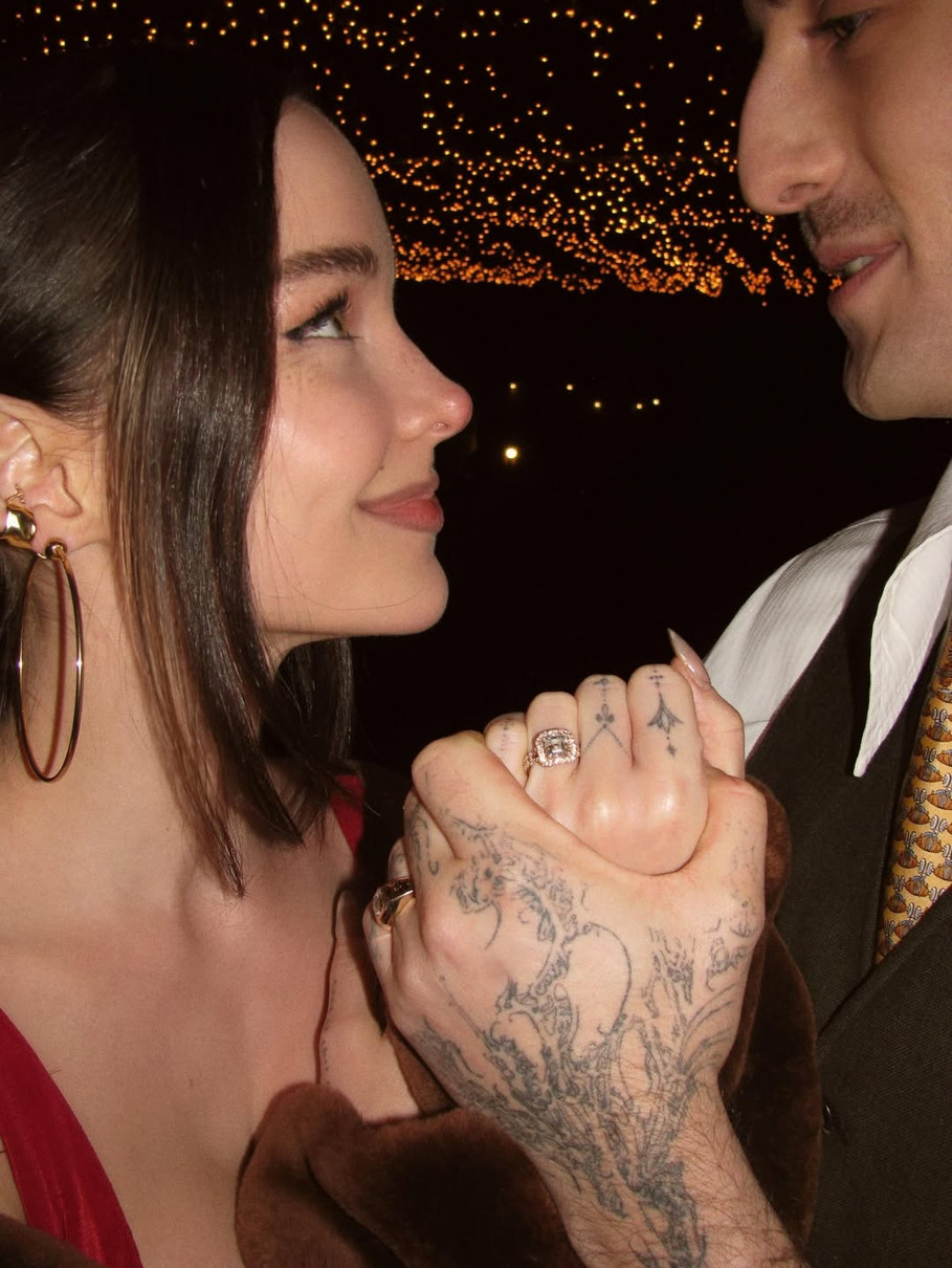 Даміано Давід похвалився обручкою нареченої