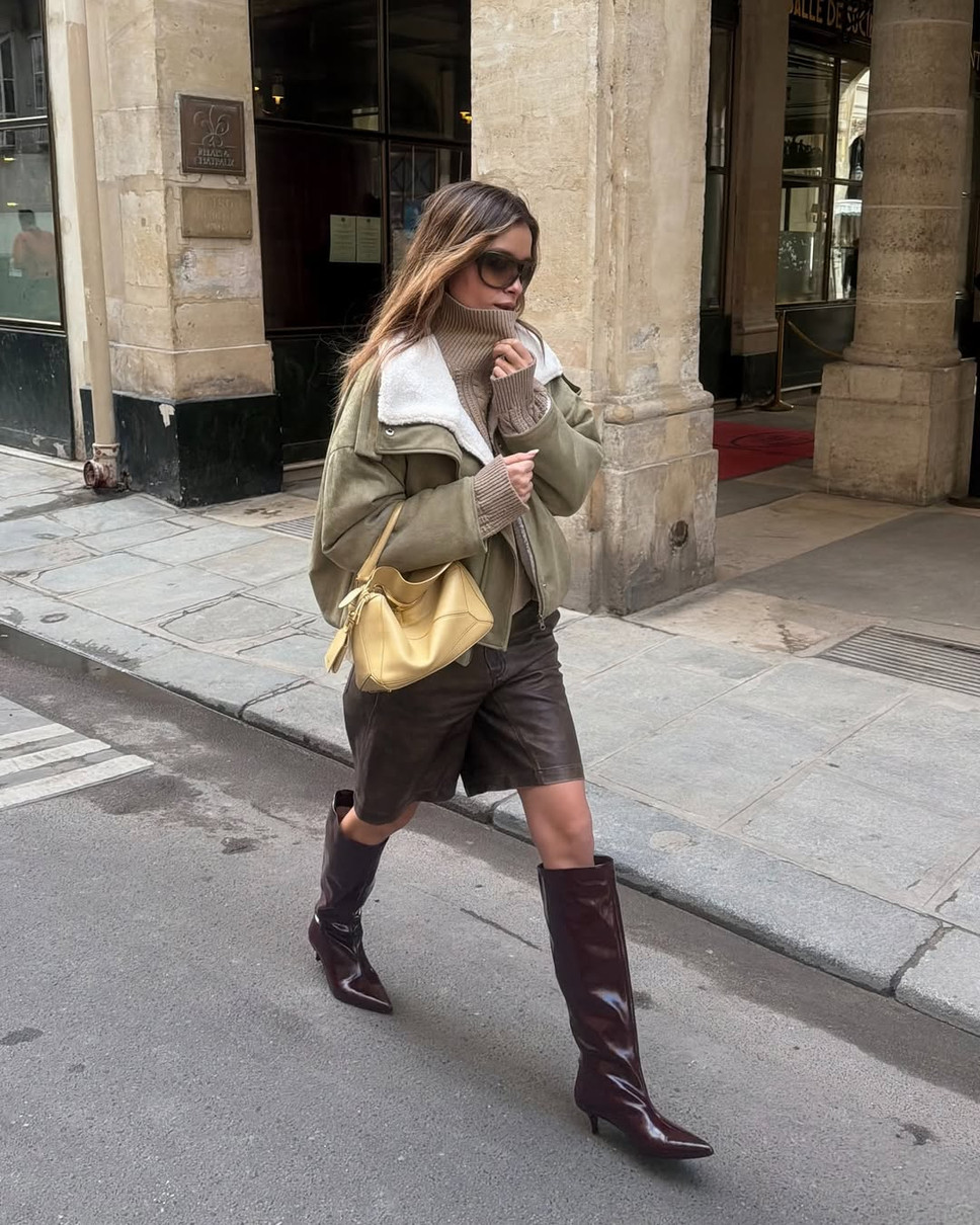 Образ із високими чоботами