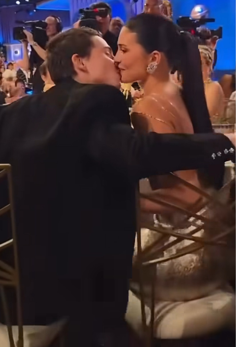 Кайлі Дженнер і Тімоті Шаламе поцілувалися на Золотому глобусі 2026