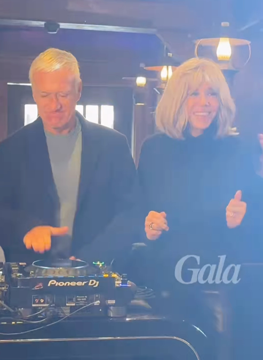 Бріджит Макрон влаштувала розваги для дітей в Діснейленді