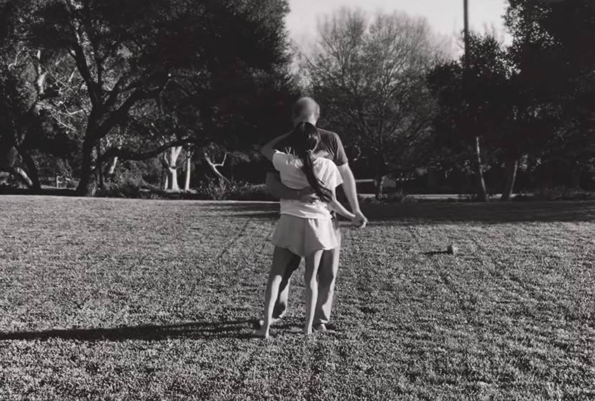 Меган Маркл з чоловіком танцює