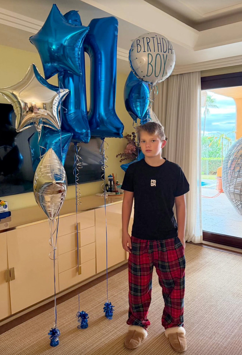 Олександр Усик привітав свого сина з 11-річчям