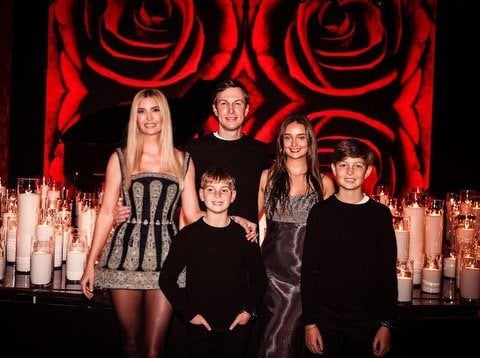 Джаред Кушнер, Іванка Трамп та їхні діти / © Instagram Іванки Трамп