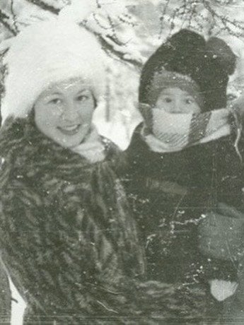 Маша Єфросиніна з мамою на архівному фото / © instagram.com/mashaefrosinina