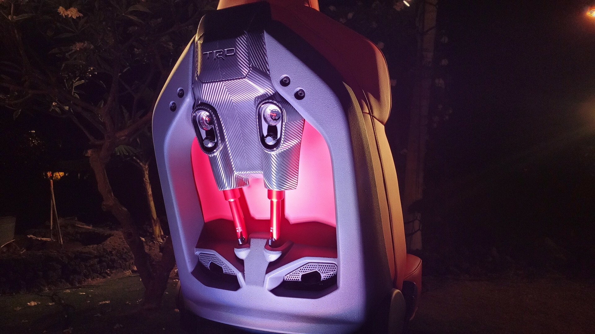 Toyota детально пояснила, як працюють інноваційні сидіння IsoDynamic Performance - фото 4