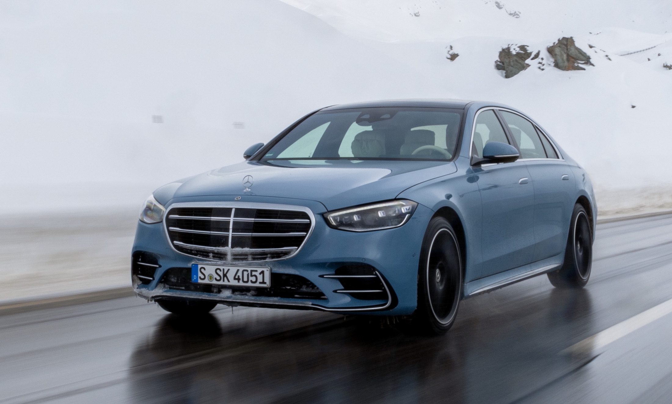 Новий Mercedes-Benz S-Class отримає дві версії: прощання з EQS та повернення до класики - фото 4