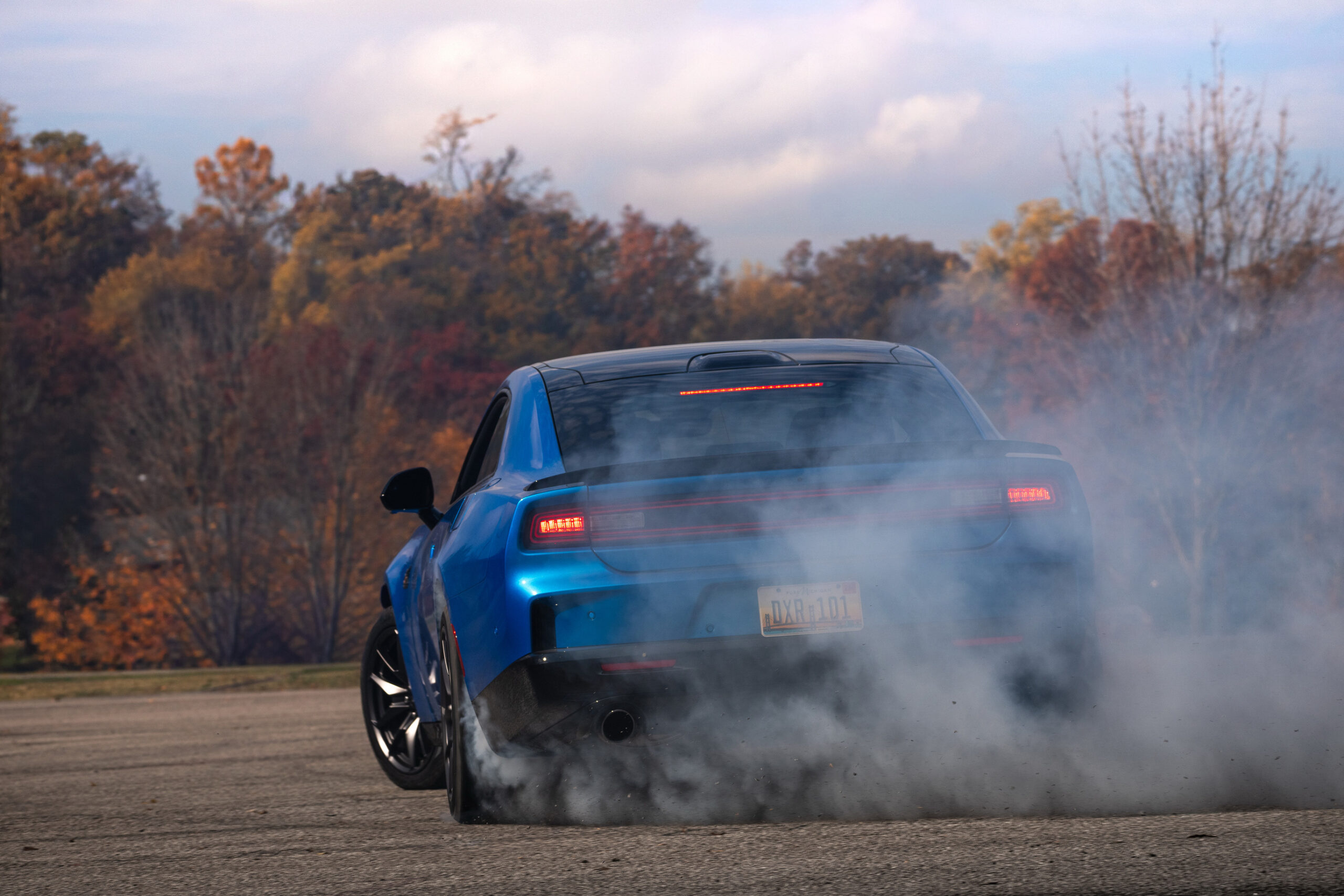 Представлено 777-сильний Ram 1500 SRT TRX 2027 року: повернення легендарного V8 - фото 2