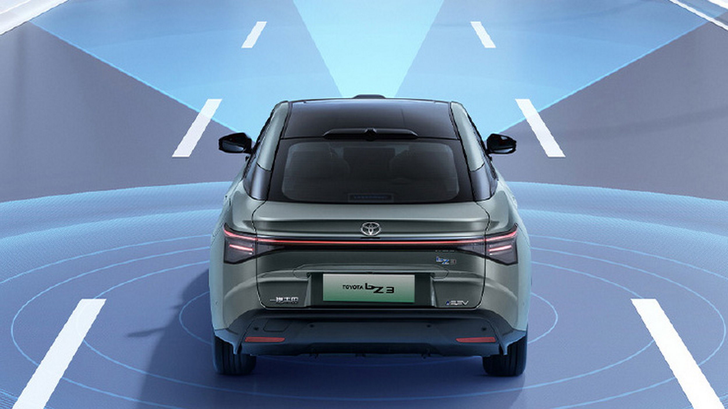 Toyota представила оновлений електроседан bZ3 2026 року: LiDAR, потужний процесор та ціна від $13 400 - фото 1