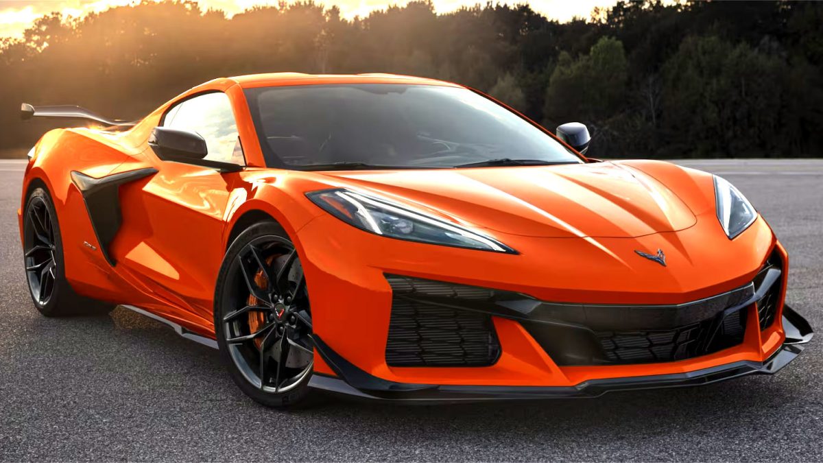 Chevrolet дозволить покупцям Corvette власноруч зібрати двигун для свого суперкара - фото 5