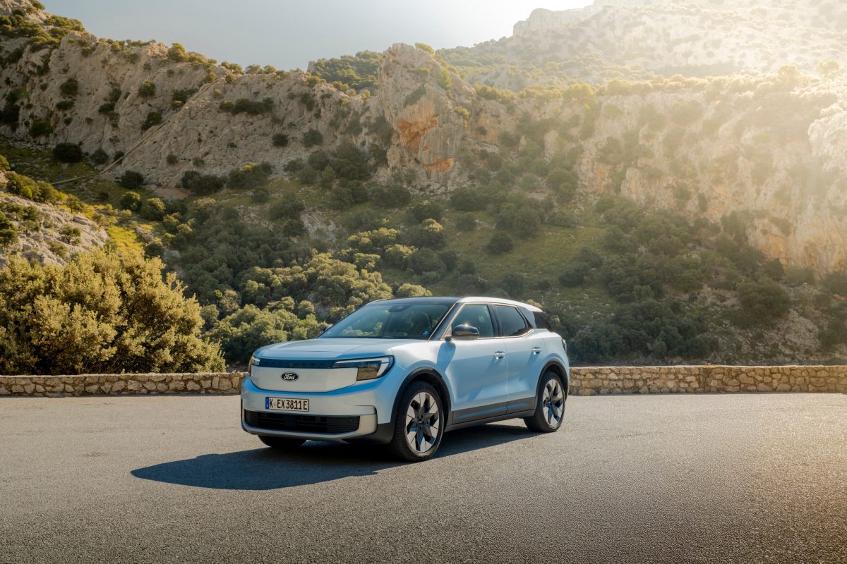 Ford оновлює Explorer та Capri на тлі слабких продажів: нові батареї та більше потужності - фото 8