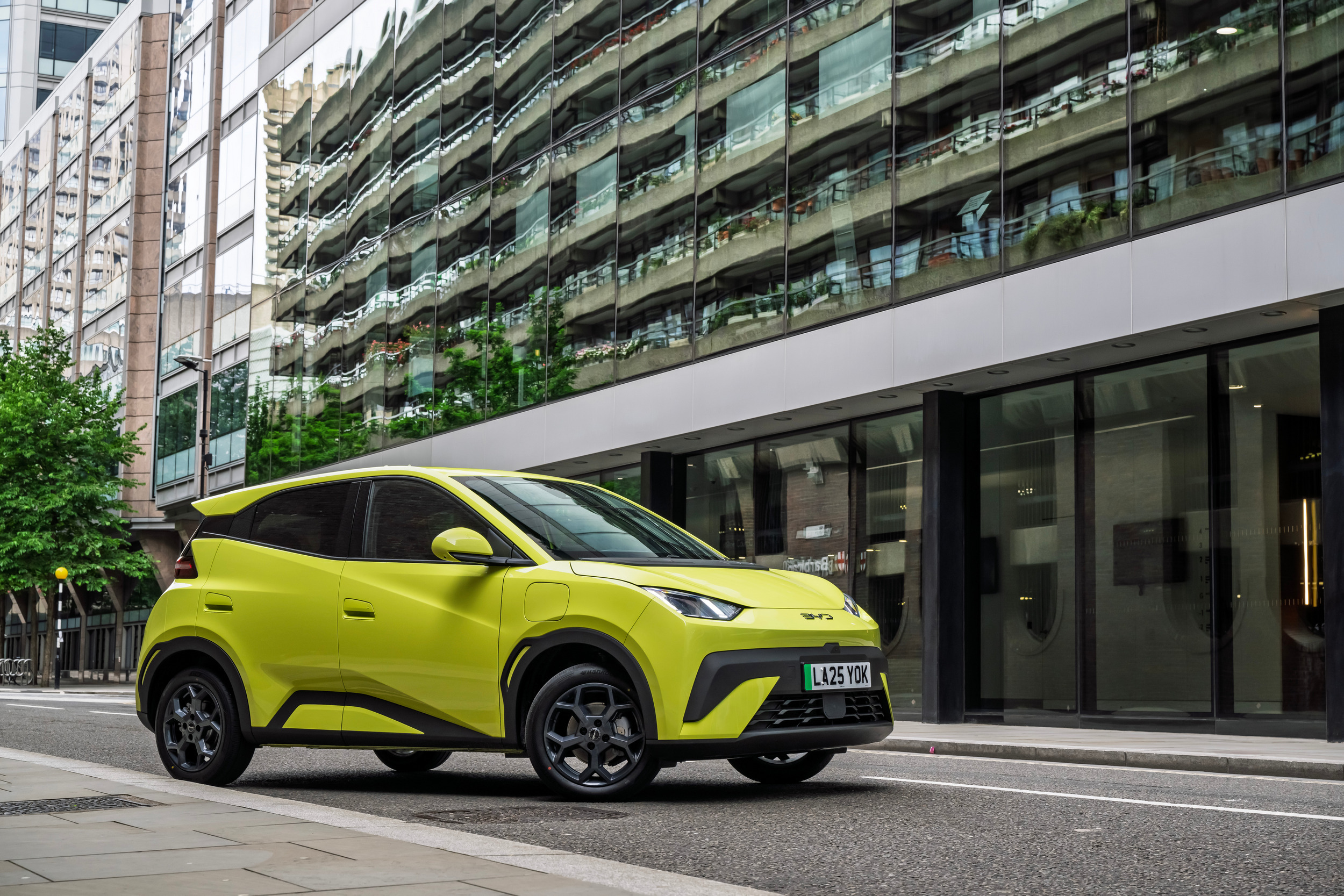 Китайські авто захоплюють Британію: 10% ринку та понад 200 тисяч продажів - фото 2