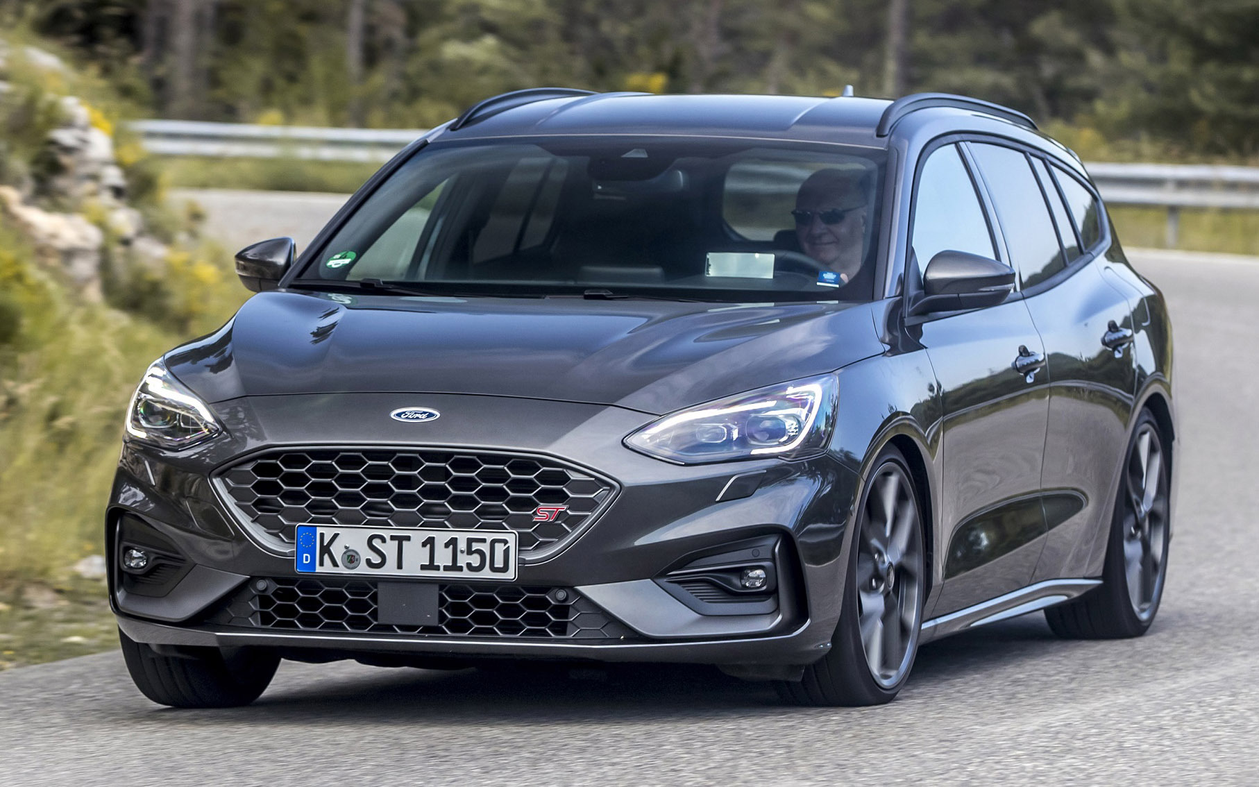 Ford оголосив про суттєве зниження цін на запчастини для старих моделей: як це допоможе водіям - фото 2