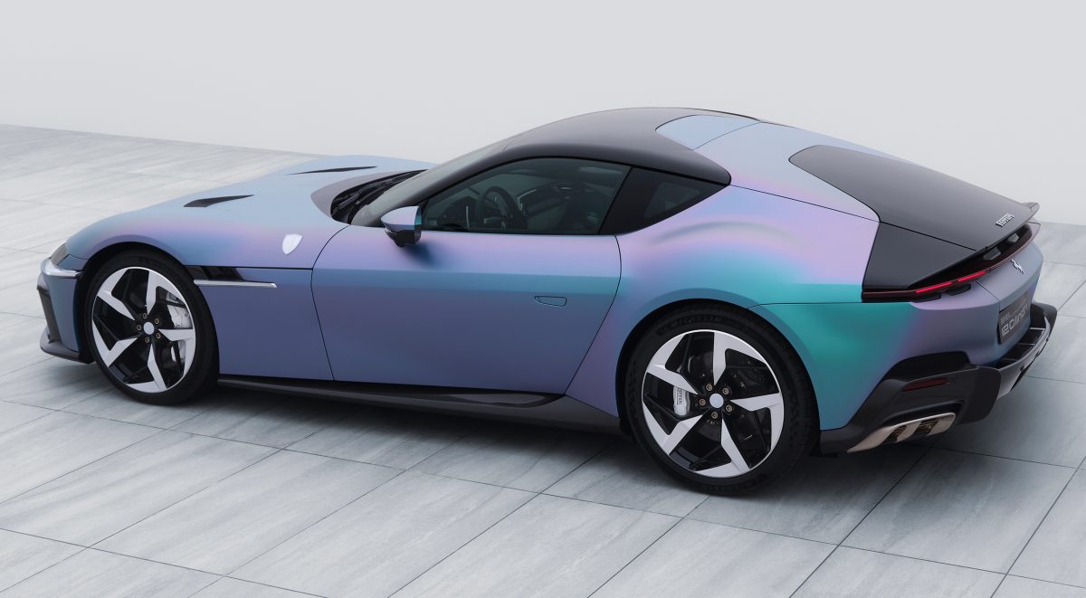 Ferrari представила єдиний у своєму роді 12Cilindri: мистецтво на колесах - фото 1