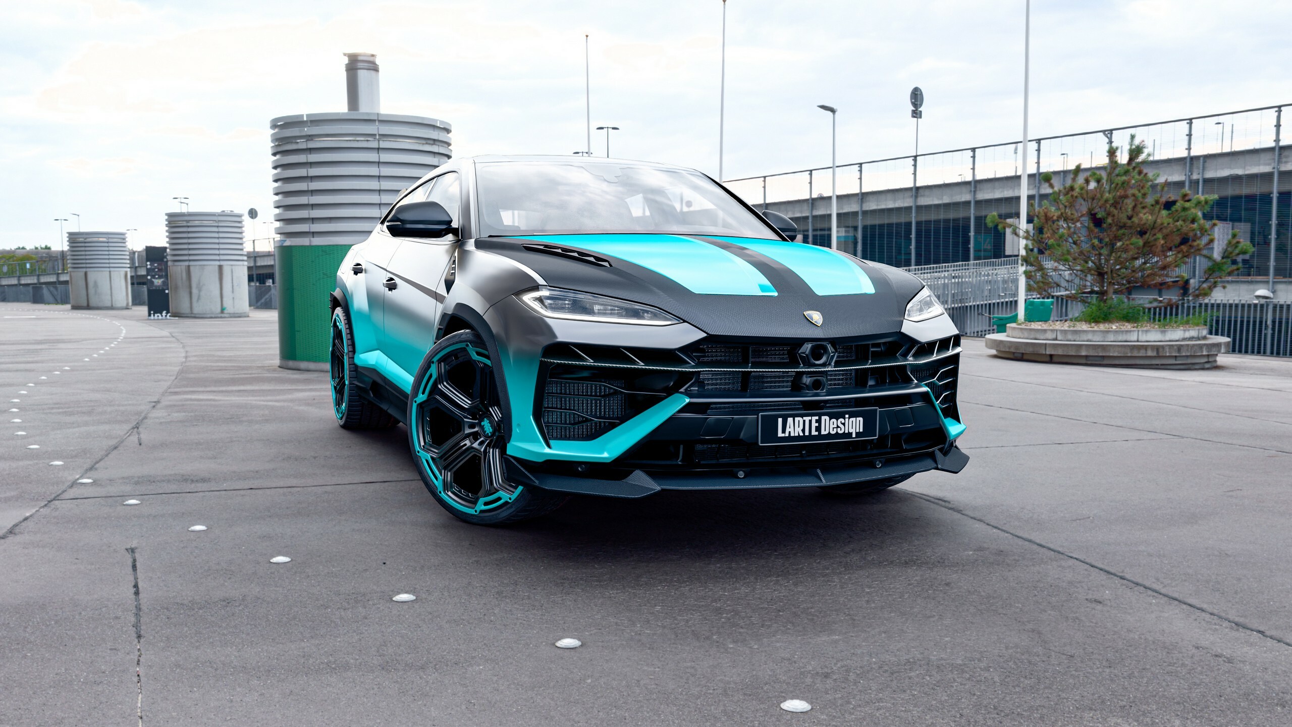 Larte Design представила ексклюзивний обвіс Largenda для гібридного Lamborghini Urus SE - фото 1