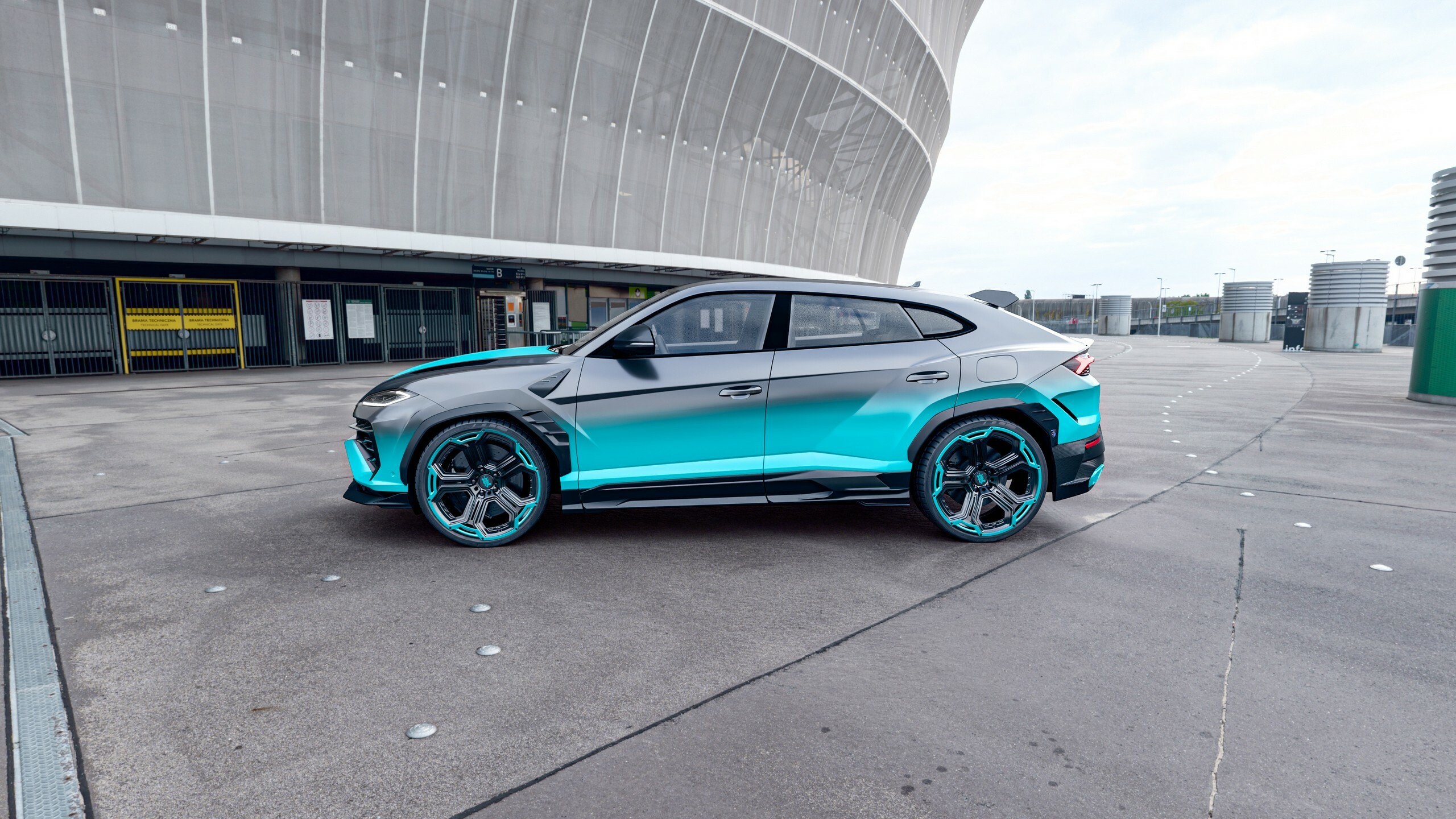 Larte Design представила ексклюзивний обвіс Largenda для гібридного Lamborghini Urus SE - фото 3