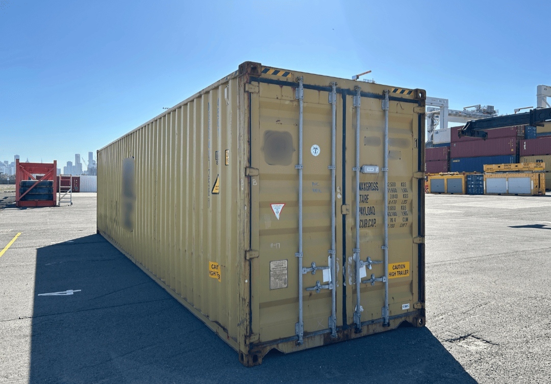 Toyota Land Cruiser під прицілом: компанія посилює безпеку через активність міжнародних злочинних груп - фото 4