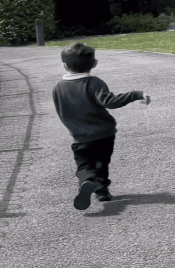 Меган Вест сказала, що вперше занепокоїлася, коли помітила, що в Елліота незвичайна хода / © Kennedy News and Media