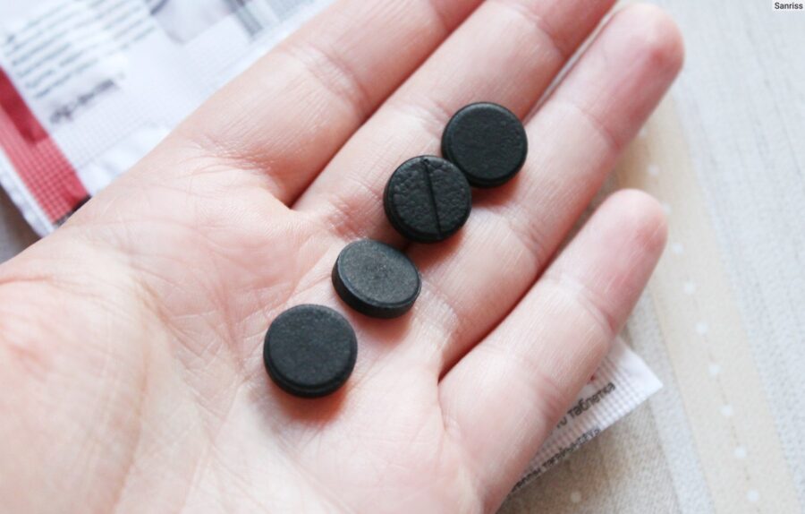 Господині розповіли, який копійчаний засіб прибере запах із холодильника 