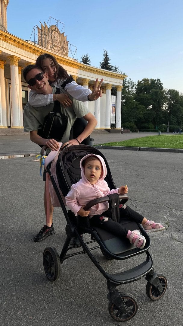 Роман Сасанчин із колишньою дружиною та донькою / © instagram.com/sasanchyn_official