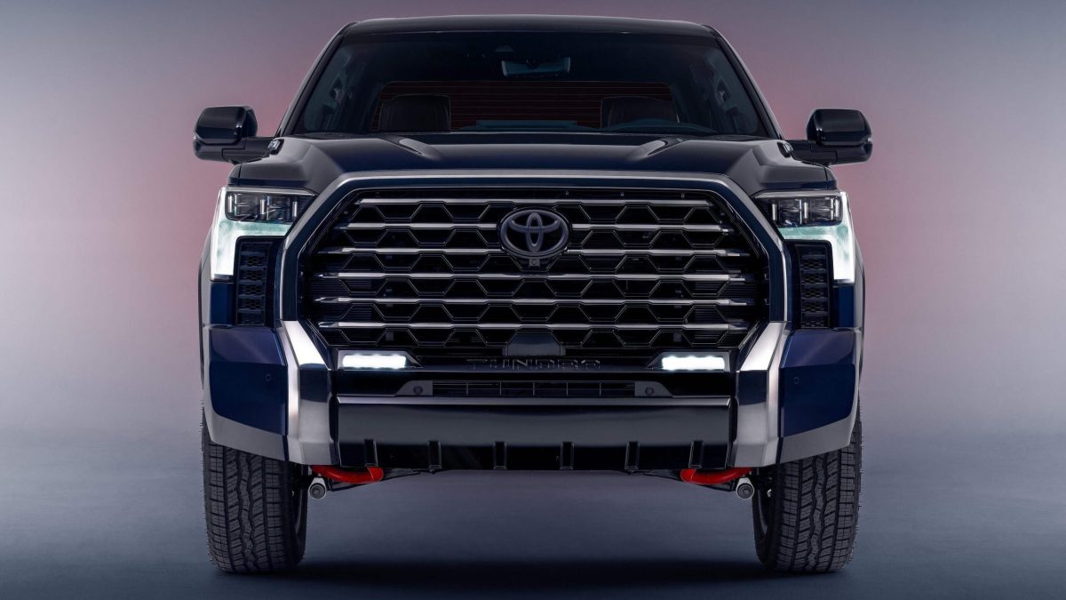 Toyota відкликає майже 20 тисяч автомобілів через двері, що можуть відчинитися на ходу - фото 2