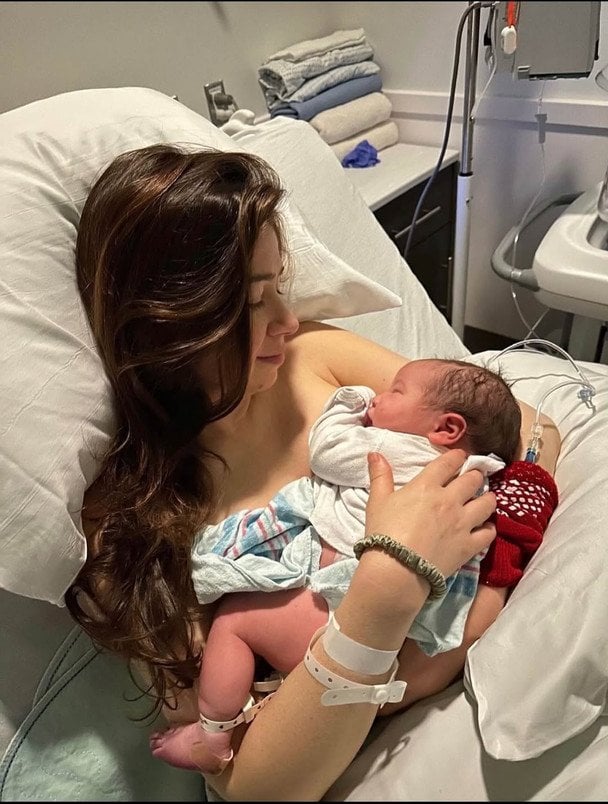 Дружина й син Джоша Реднора / © instagram.com/joshradnor