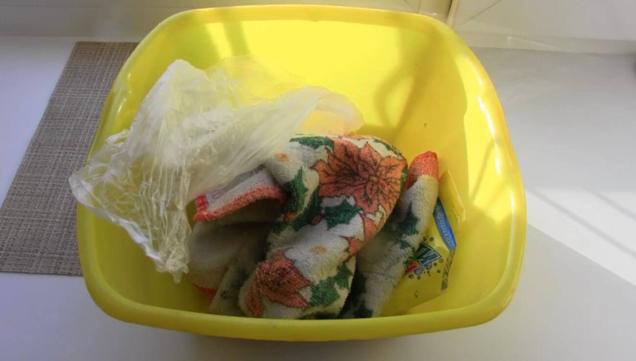 Господині розповіли, як легко почистити брудні кухонні рушники за 2 хвилини