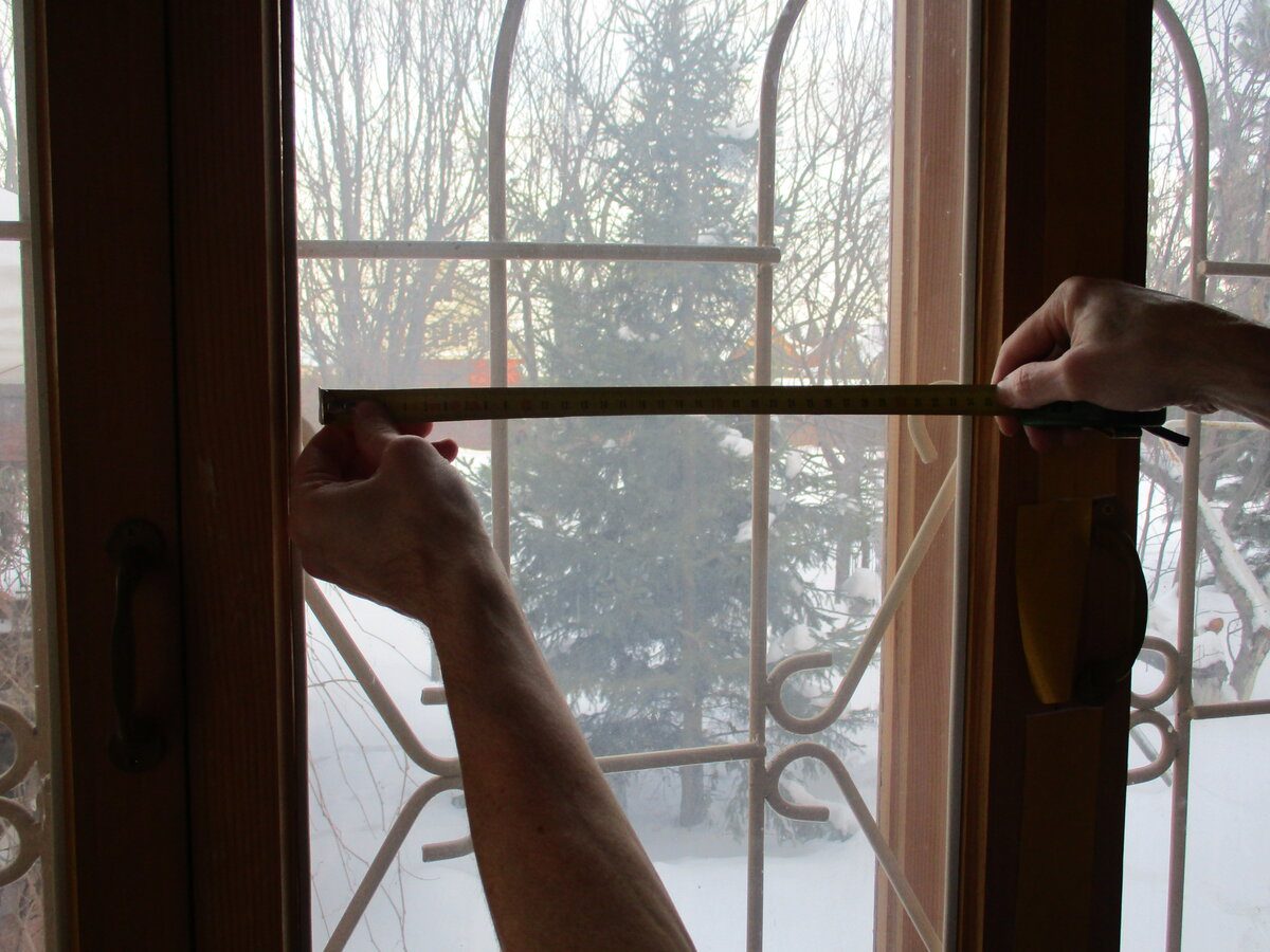 Експерти пояснили, як утеплити вікна, аби взимку в кімнаті було тепло, а влітку прохолодно